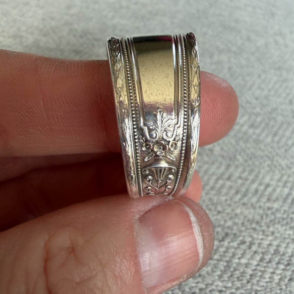 Elegant Silver Spoon Ring - Picture 11 of 14